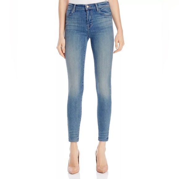 LIKE NEW: J Brand Maria High Rise Skinny in Adventure Size 24